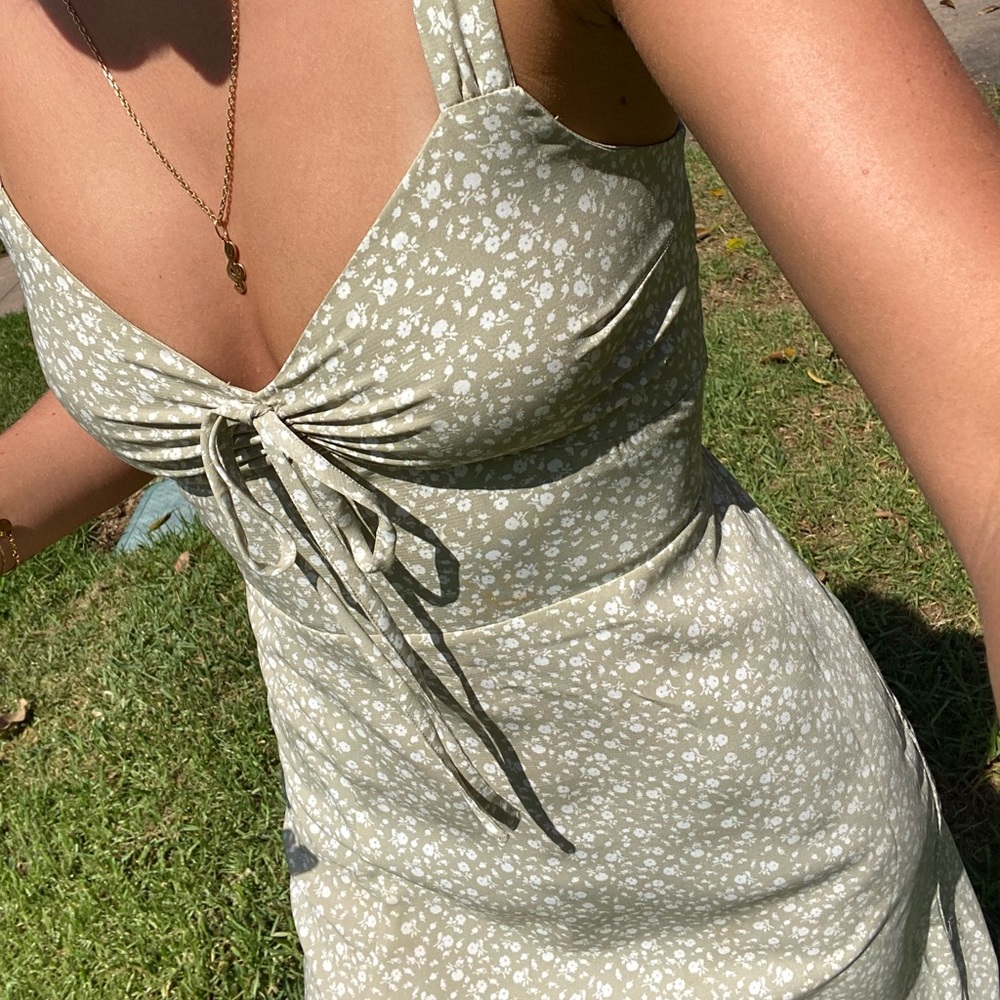 Abercrombie & Fitch floral dress